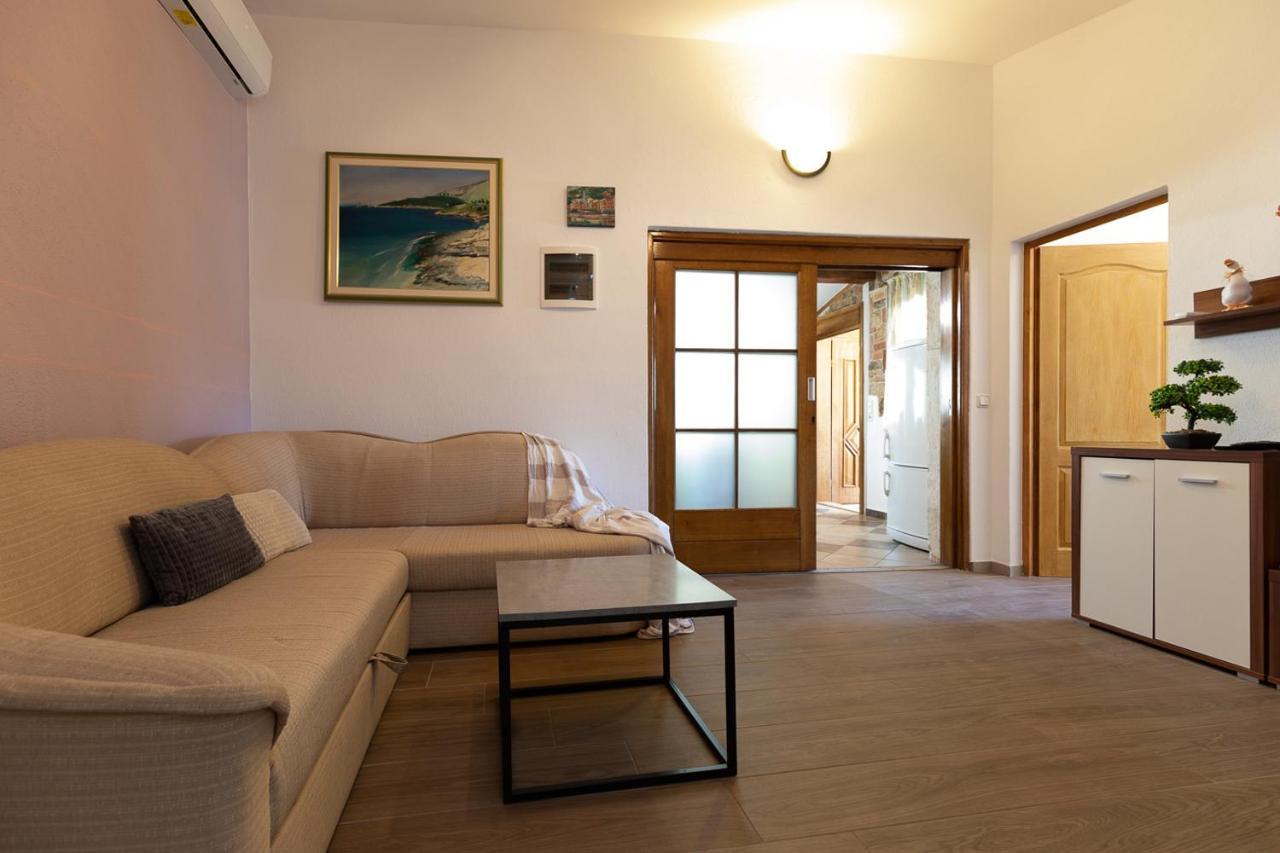 Holiday House Hana Rovinj Exterior photo